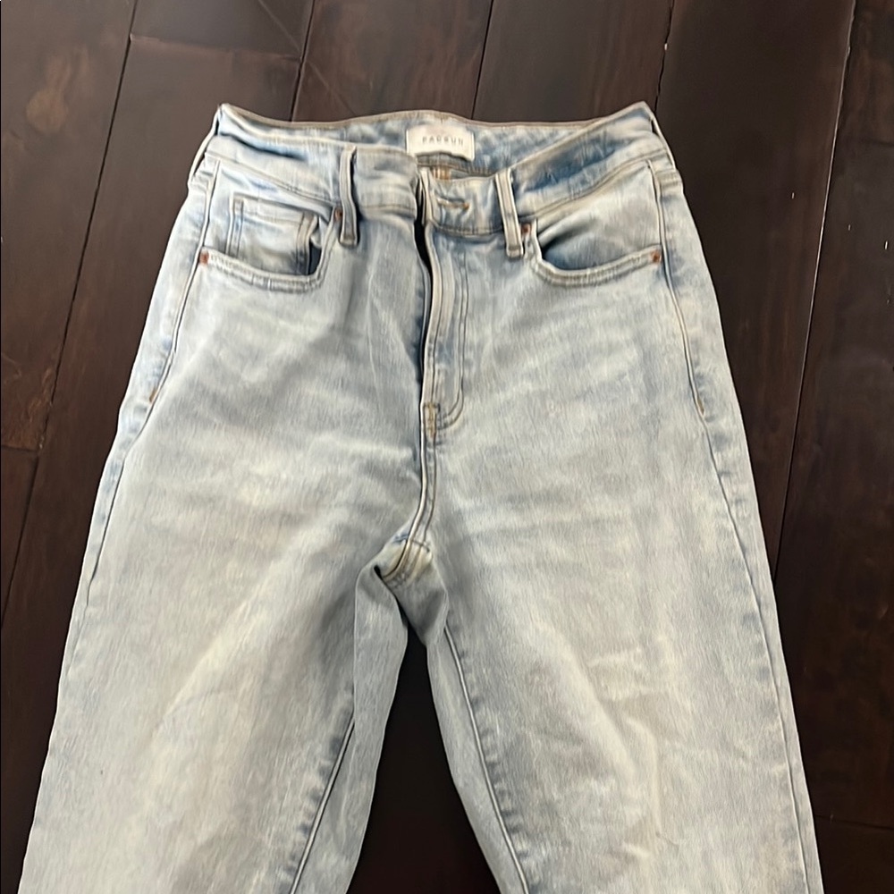 Women's Light Blue Jeans